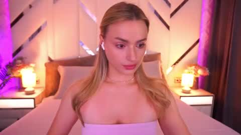 Snapshot of diana_nova chatting on 06.27.26 diana_nova online show from 06.27.26