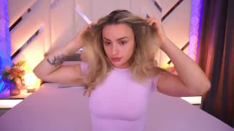Snapshot of diana_nova chatting on 07.16.26 diana_nova online show from 07.16.26