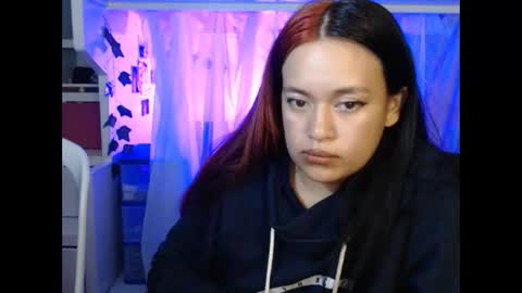 Snapshot of diana_smit_ chatting on 12.16.24 diana online show from 12.16.24