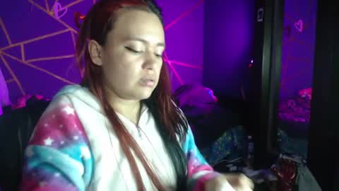 Snapshot of diana_smit_ chatting on 02.15.25 diana online show from 02.15.25