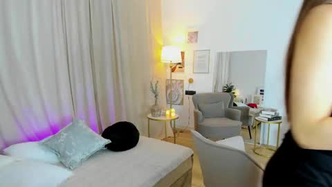 Diana online show from 03.08.26