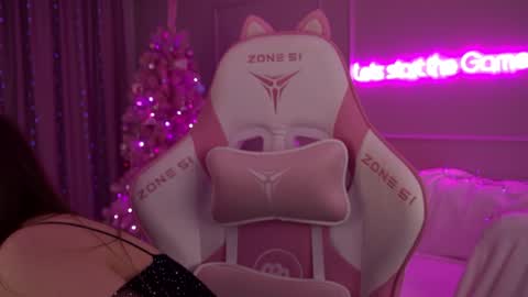 Diana online show from 12.16.24