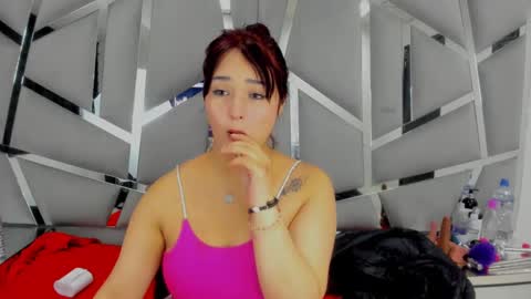 Snapshot of dianarous chatting on 03.04.25 dianarous online show from 03.04.25