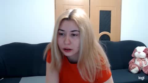dianasmiey7 online show from 02.19.25