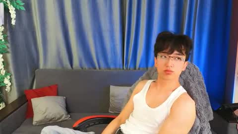 Snapshot of dianinav chatting on 02.05.26 Adam online show from 02.05.26