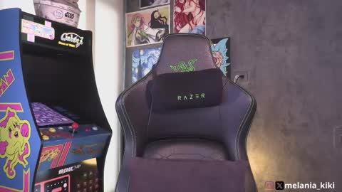 Melania   -    online show from 10.18.25