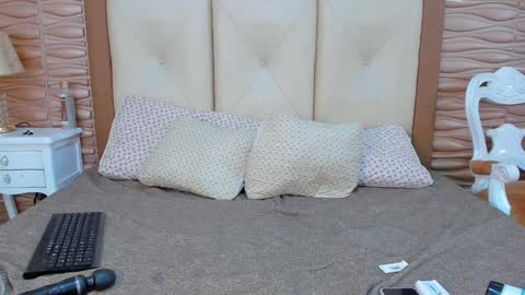 diavalo online show from 12.12.24