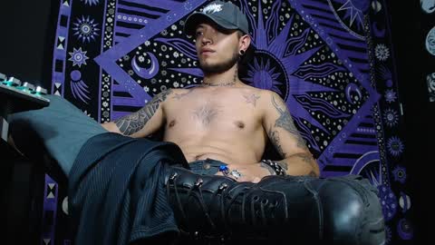 DICAPRIO online show from 02.04.25