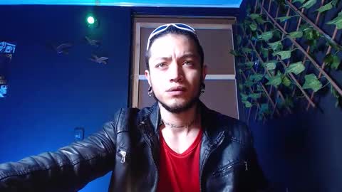 DICAPRIO online show from 10.21.25