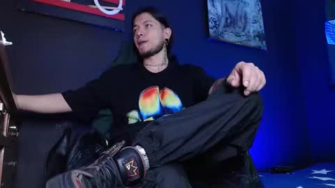 DICAPRIO online show from 02.13.26