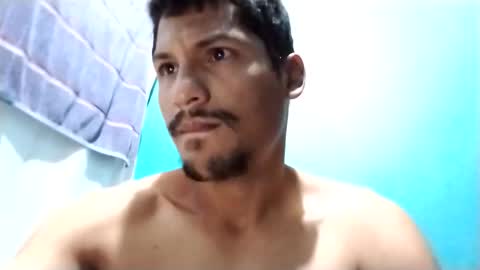 Snapshot of dick774369 chatting on 04.01.26 dick774369 online show from 04.01.26