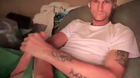 DickABitchDown  Alexys real spanishmami online show from 06.23.26
