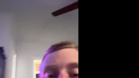 Snapshot of dickeddownunder chatting on 10.08.25 dickeddownunder online show from 10.08.25