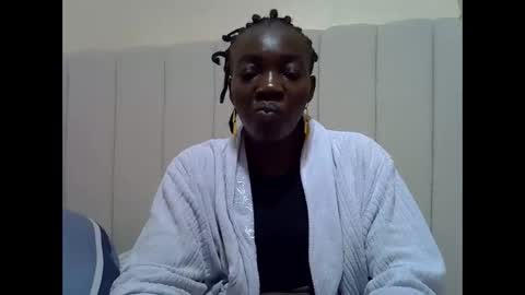 Snapshot of dididash chatting on 02.16.25 dididash online show from 02.16.25
