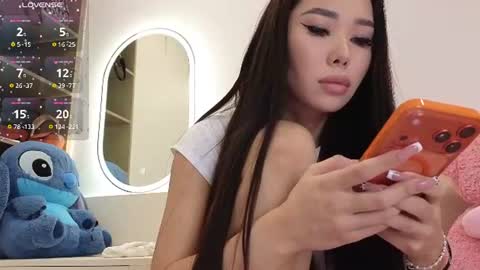 Snapshot of didilove_ chatting on 07.28.26 Liya online show from 07.28.26