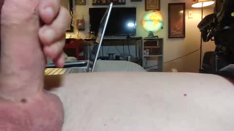 Snapshot of didudoit chatting on 12.28.24 Dug 53 online show from 12.28.24