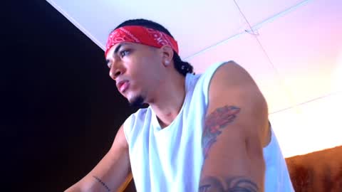 Snapshot of diego__cruz chatting on 12.12.24 Diego online show from 12.12.24