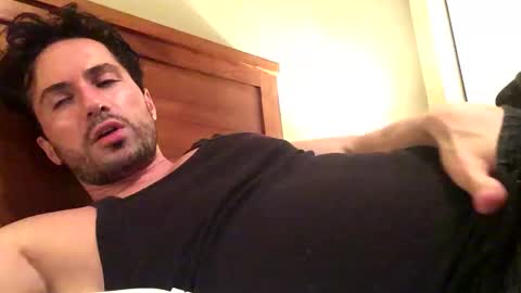Snapshot of diegodavids chatting on 12.13.24 diegodavids online show from 12.13.24