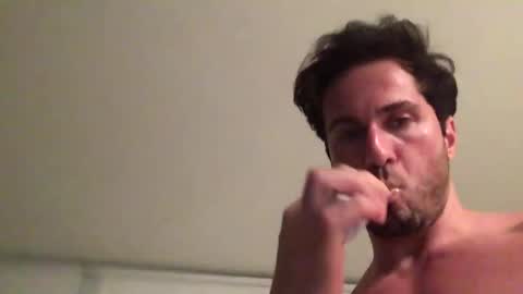 Snapshot of diegodavids chatting on 12.21.24 diegodavids online show from 12.21.24