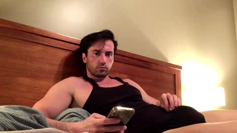 Snapshot of diegodavids chatting on 02.28.25 diegodavids online show from 02.28.25