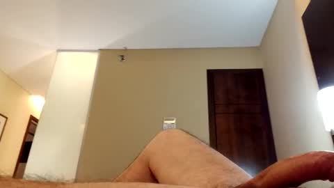 Snapshot of diegomoreno19 chatting on 10.11.25 Diego online show from 10.11.25