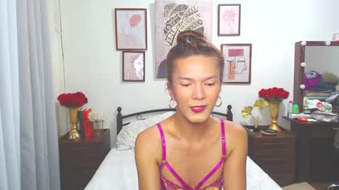 Dennesse online show from 01.02.25