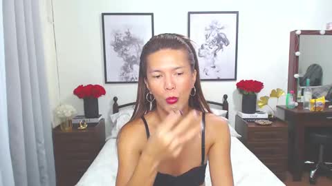 Dennesse online show from 01.14.25