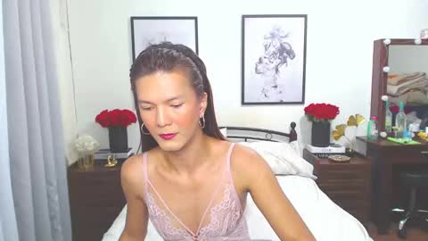 Dennesse online show from 01.15.25