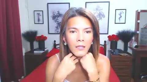 Dennesse online show from 10.03.25