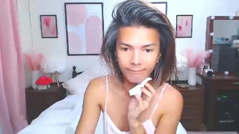 Dennesse online show from 02.19.26