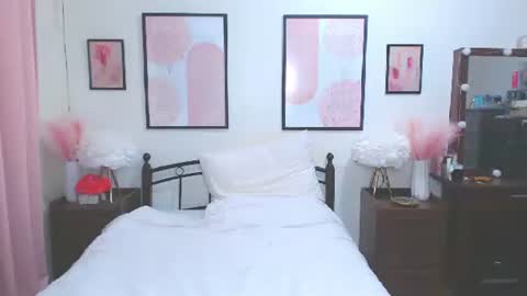 Dennesse online show from 02.24.26