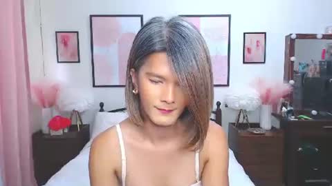 Dennesse online show from 03.04.26