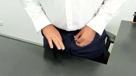 Snapshot of dieselau chatting on 12.01.25 Diesel online show from 12.01.25