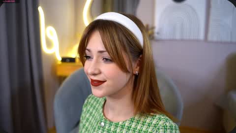 Snapshot of dietmountaindew_ chatting on 12.30.24 Sophie online show from 12.30.24