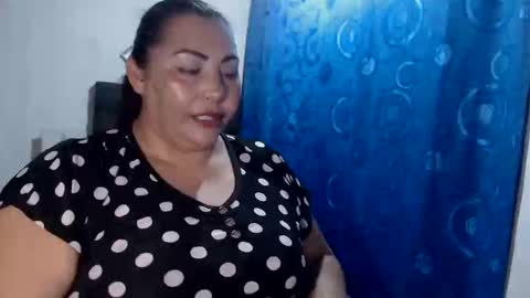 Mariana online show from 12.27.24