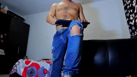 Snapshot of diiego_xxx chatting on 12.15.25 diiego_xxx online show from 12.15.25