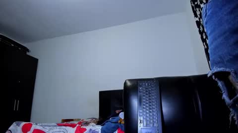 Snapshot of diiego_xxx chatting on 12.18.25 diiego_xxx online show from 12.18.25