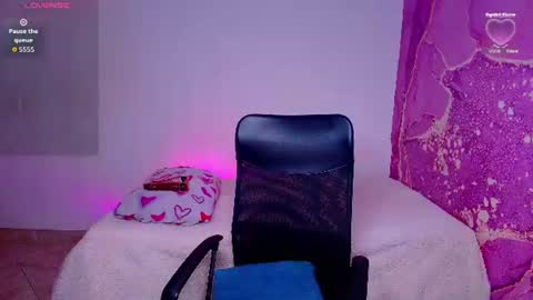 diiosa_latina online show from 06.16.26