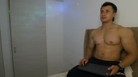 Dilan Coy online show from 03.31.26