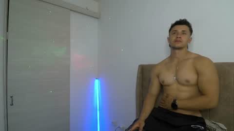 Snapshot of dilan_coy chatting on 07.18.26 Dilan Coy online show from 07.18.26