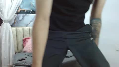 Snapshot of dilan_lust chatting on 02.23.26 Dilan Lust online show from 02.23.26