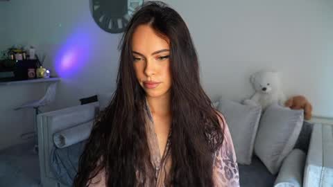 Snapshot of dilara_foxx chatting on 05.20.26 Dilara online show from 05.20.26