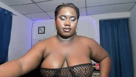 Snapshot of dilay__x chatting on 07.18.26 dilay__x online show from 07.18.26