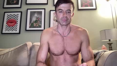 Snapshot of dillonwilde chatting on 01.22.25 Dillon online show from 01.22.25