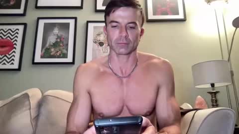 Snapshot of dillonwilde chatting on 02.13.25 Dillon online show from 02.13.25