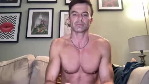 Snapshot of dillonwilde chatting on 02.18.25 Dillon online show from 02.18.25