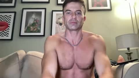 Snapshot of dillonwilde chatting on 03.04.25 Dillon online show from 03.04.25