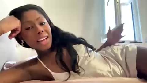Snapshot of dilussoangel chatting on 06.19.26 dilussoangel online show from 06.19.26
