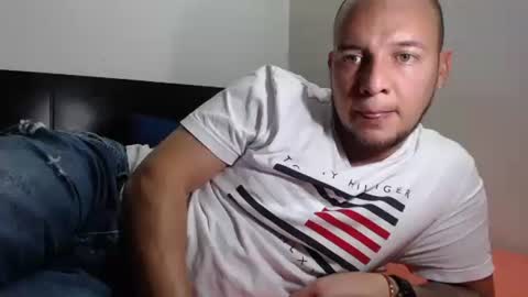 Snapshot of dimitribigdick18 chatting on 03.08.25 dimitribigdick18 online show from 03.08.25