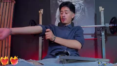 Snapshot of dimitrideluxe chatting on 10.29.25 Dimitri online show from 10.29.25